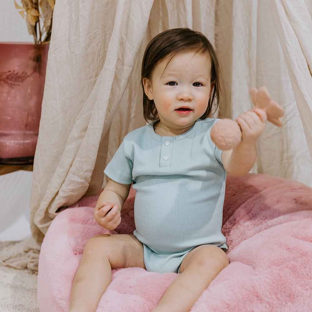 Sage Short Sleeve Bodysuit - Snuggle Hunny